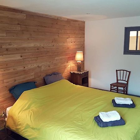 Le The Au Jardin Bed and Breakfast Saint-Julien-de-Civry Eksteriør billede